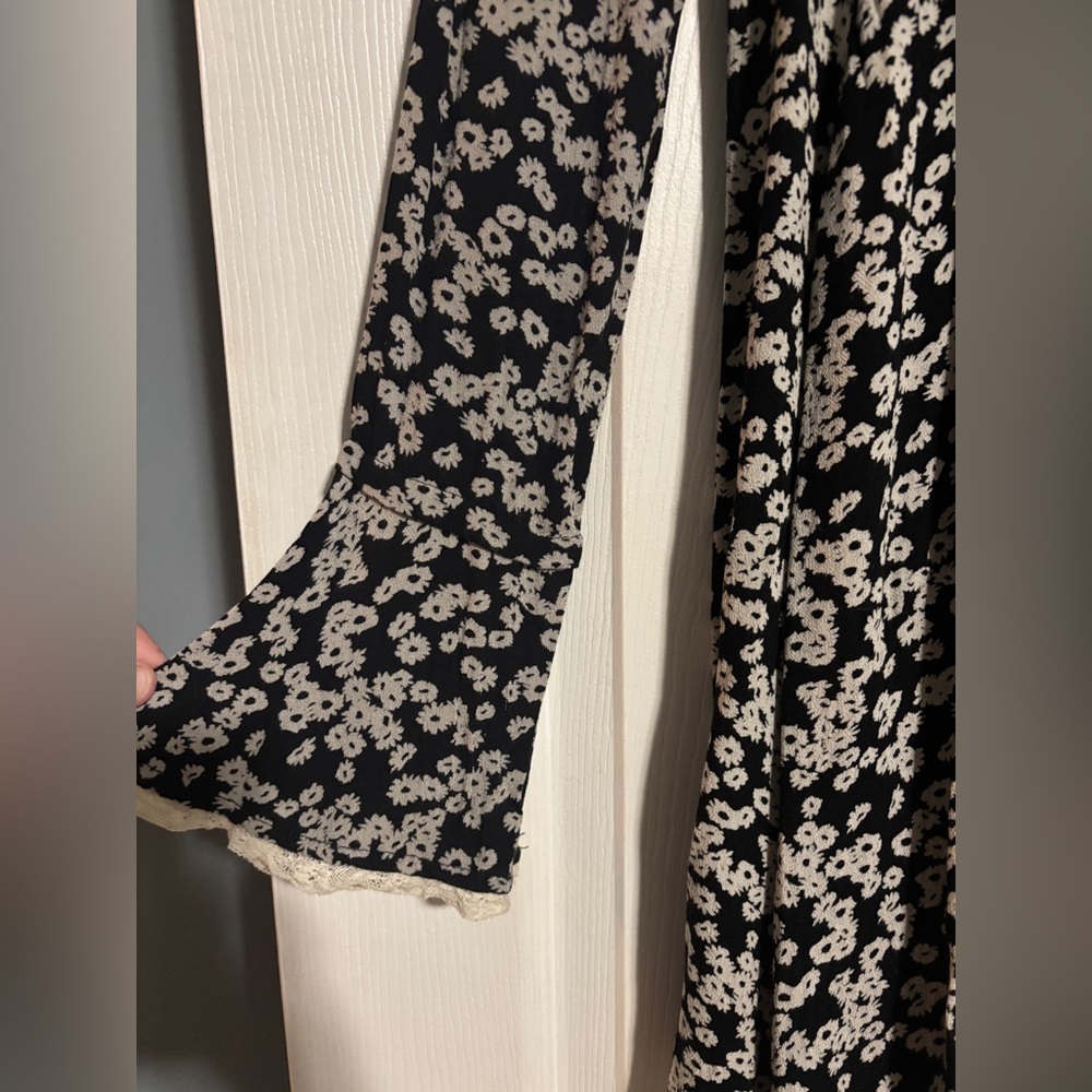 🌻 FREE PEOPLE Bloggers Fav “Like You Best” Floral Mini Long Sleeve Dress XS - Picture 12 of 16
